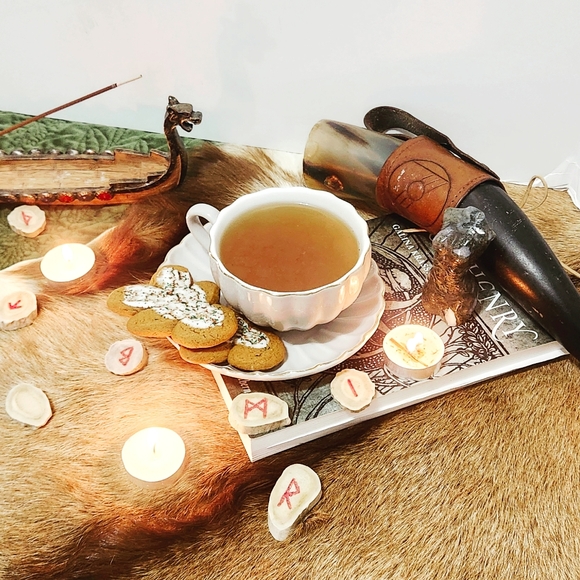 Lagertha, Caffinated, green tea, herbal blend, Shield Maiden energy - Picture 3 of 12